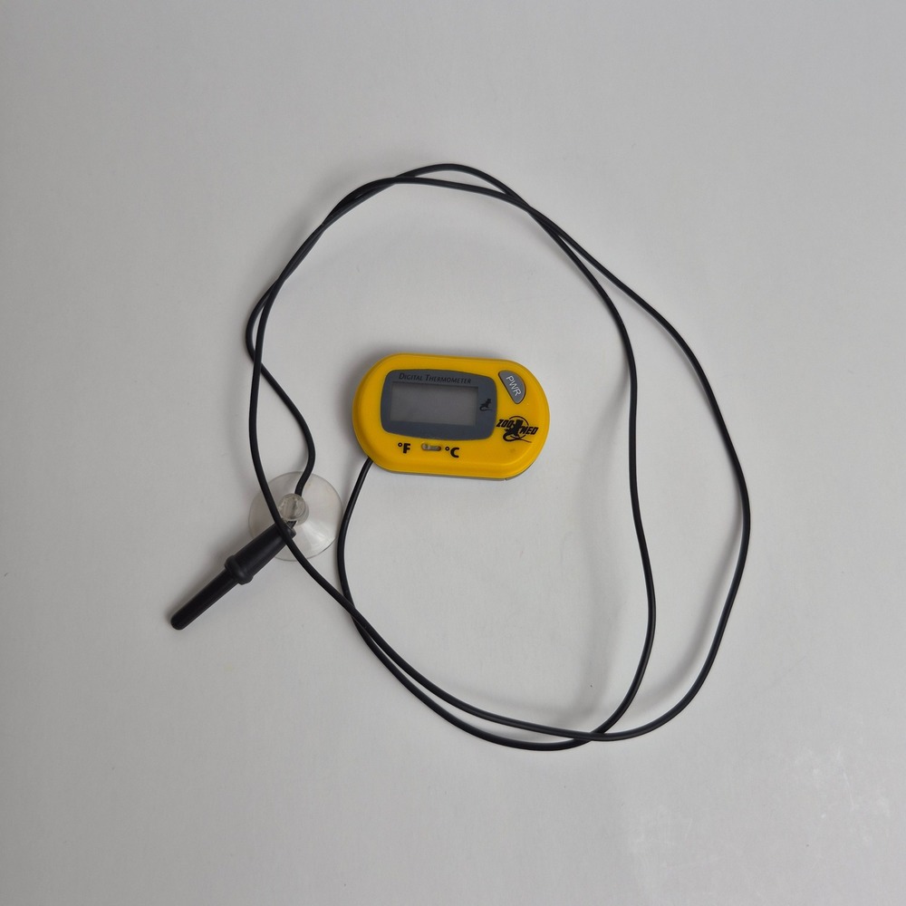 Zoo Med Digital Thermometer Yellow Terrarium Aquarium Temperature Gauge TH-24